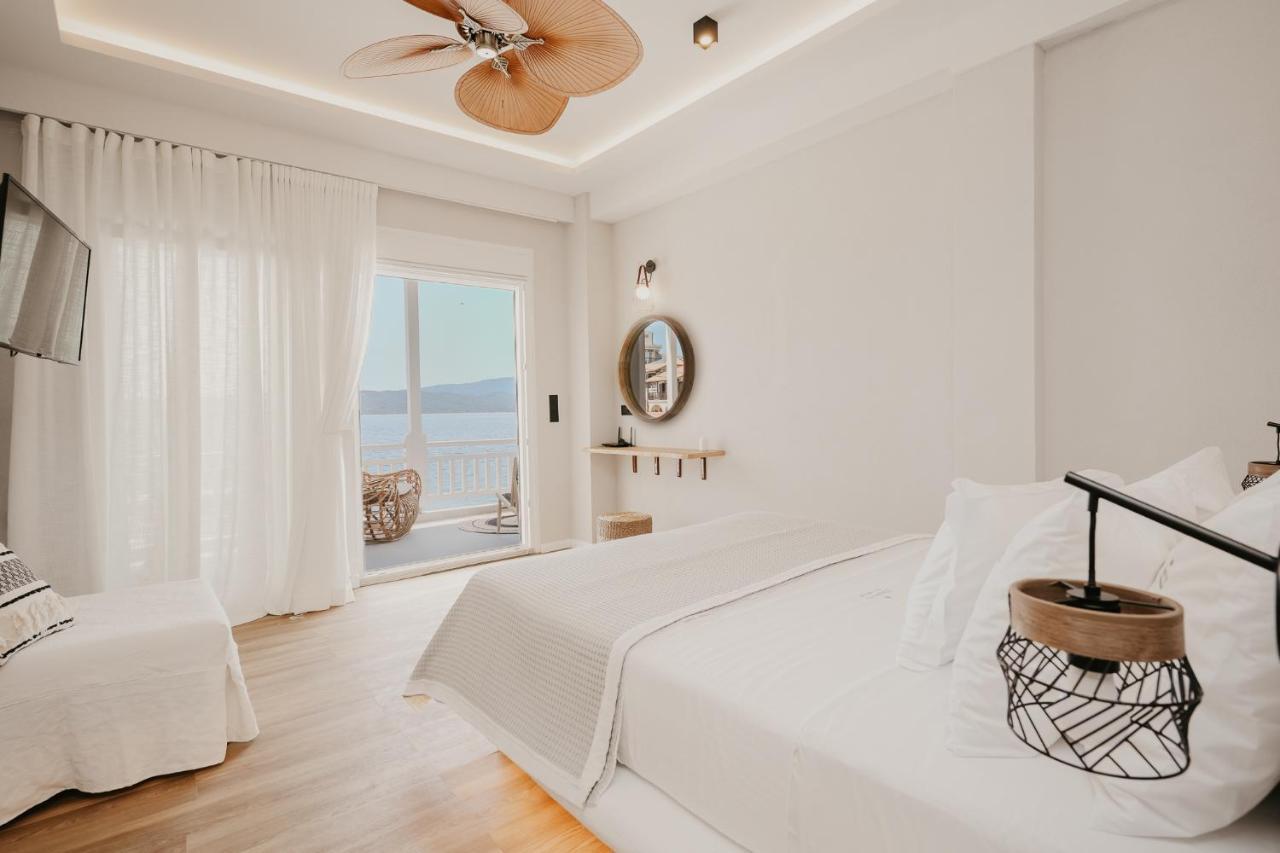 Trinity Suites Ammouliani Hospitality Ngoại thất bức ảnh